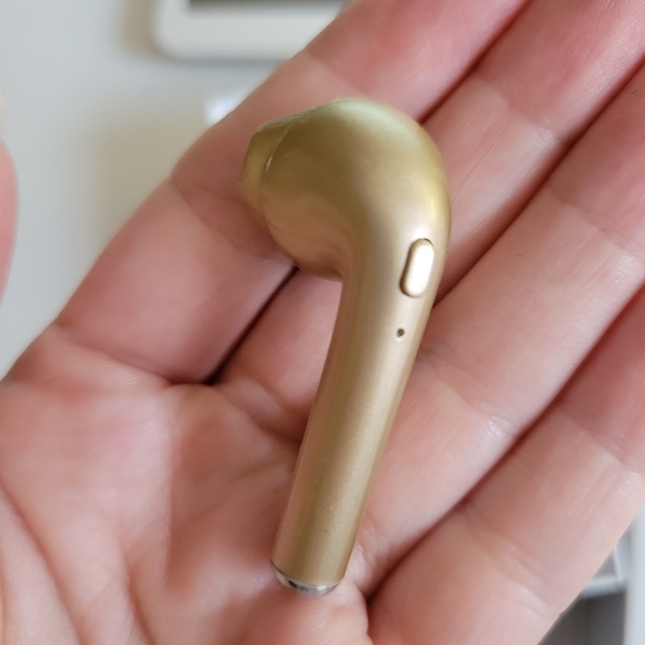 Wireless ear buds - Bluetooth compatible - Picture 3 of 7